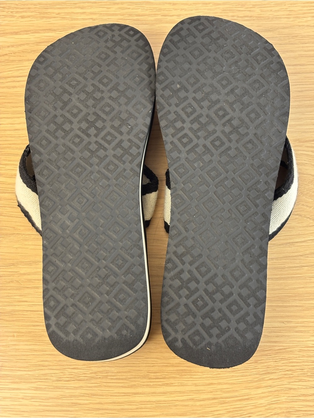 Tory Burch Frankie Wedge Flip Flop Black / Cream Sandals Woman’s 7.5 - Picture 8 of 9